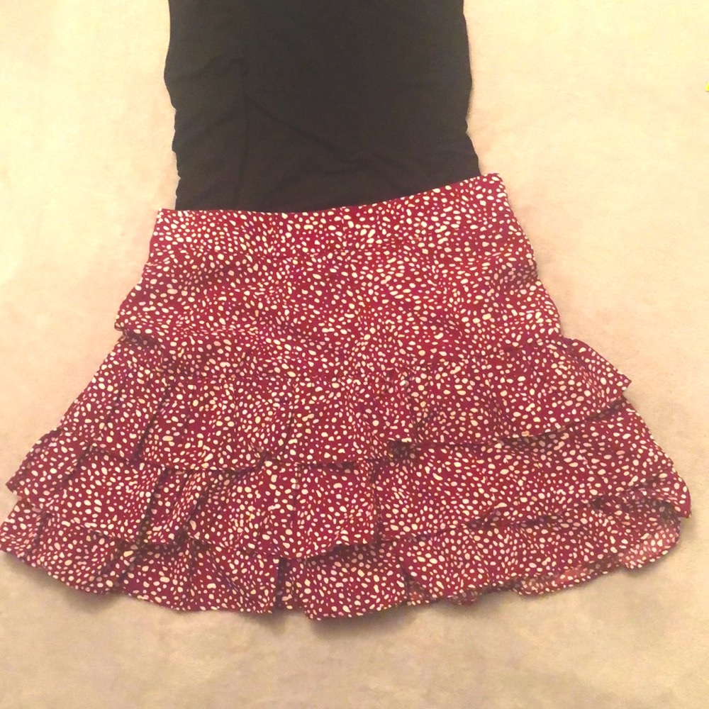 Short ruffled skirt. XS.